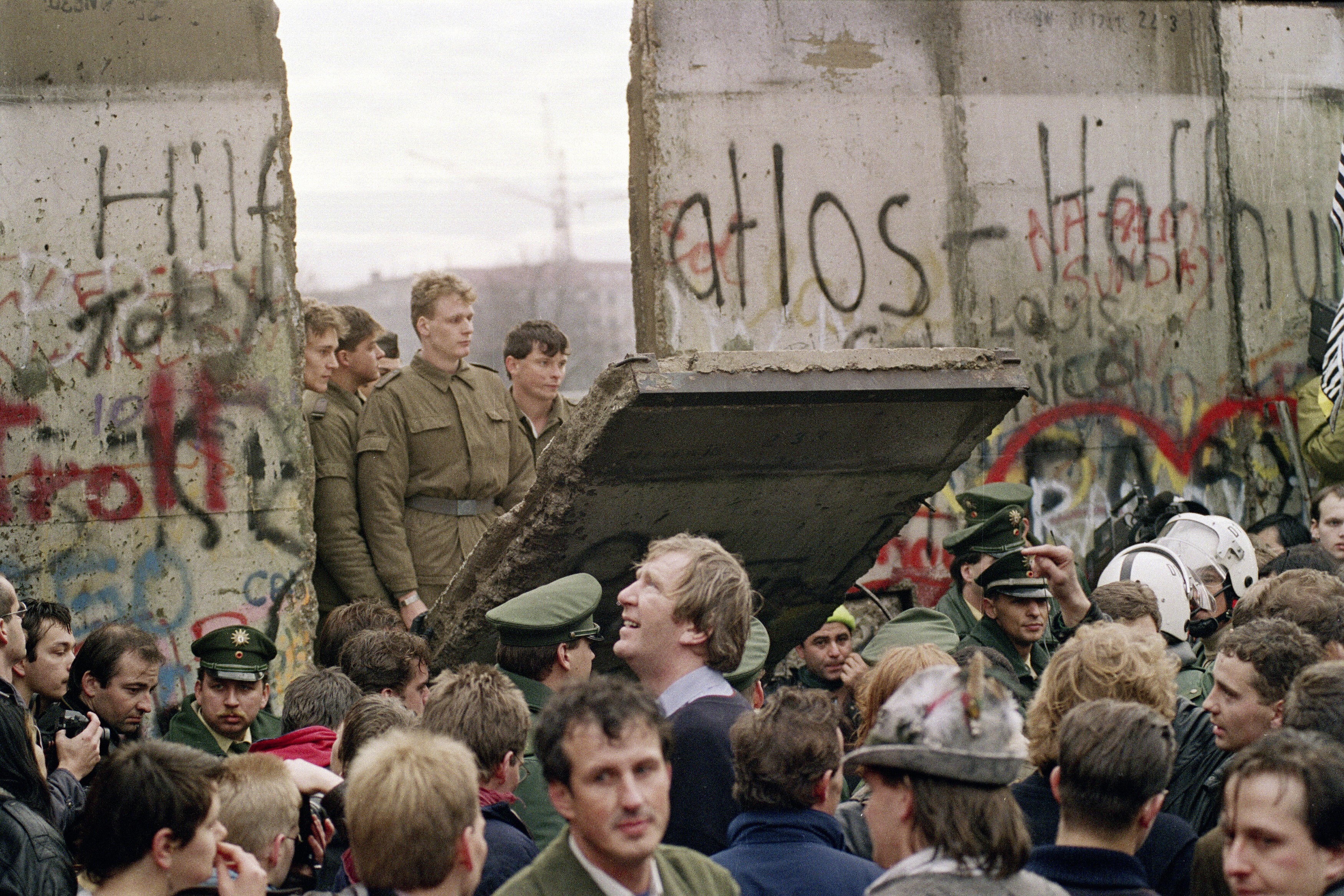 Mengingati Runtuhnya Tembok Berlin